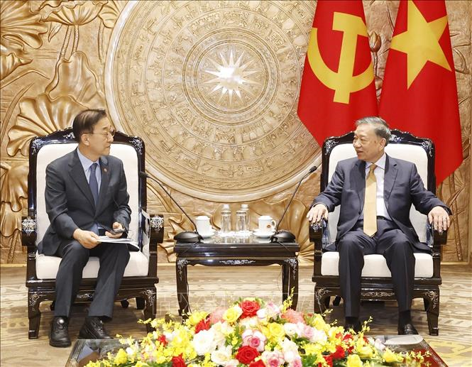 Thúc đẩy hợp tác thực chất trong lĩnh vực xây dựng cơ sở hạ tầng Việt Nam - Hàn Quốc